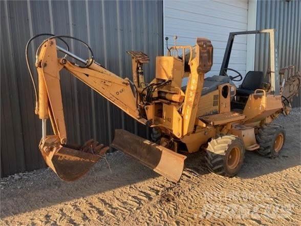 CASE 460 Excavatoare de santuri