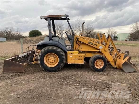 CASE 570L XT Incarcator pe pneuri