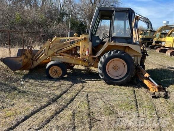 CASE 580C Buldoexcavatoare