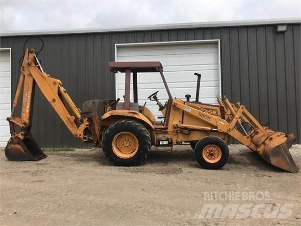 CASE 580K Buldoexcavatoare