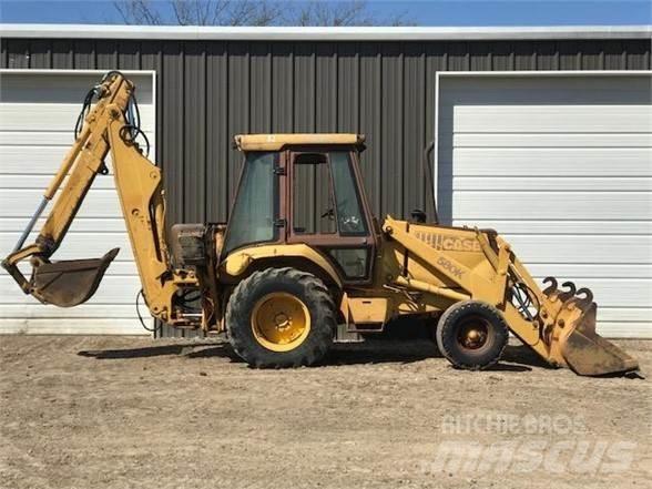 CASE 580K Buldoexcavatoare