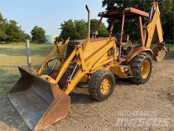 CASE 580K Buldoexcavatoare