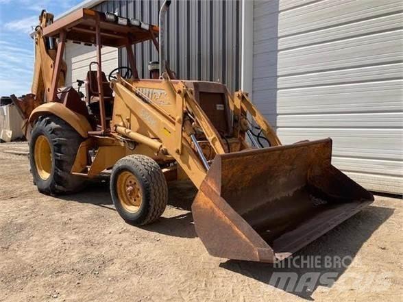 CASE 580K Buldoexcavatoare