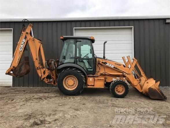 CASE 580M II Buldoexcavatoare