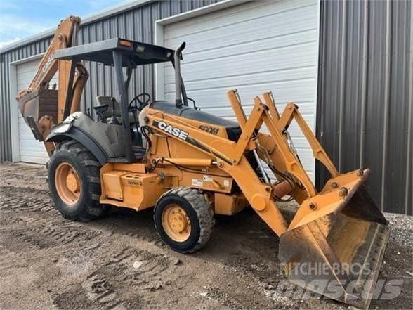 CASE 580M II Buldoexcavatoare