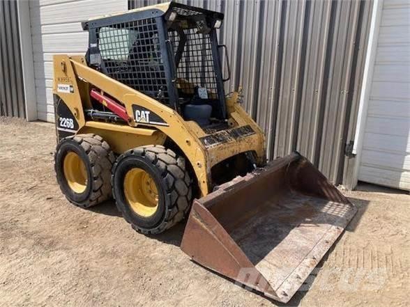 CAT 226B Mini incarcator