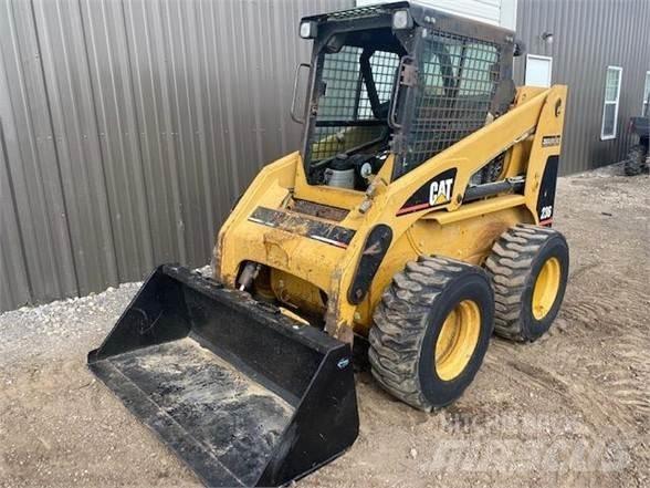CAT 236 Mini incarcator