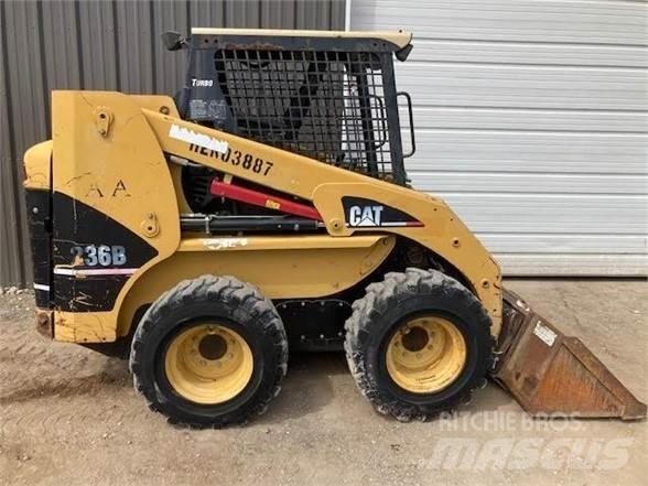 CAT 236B Mini incarcator