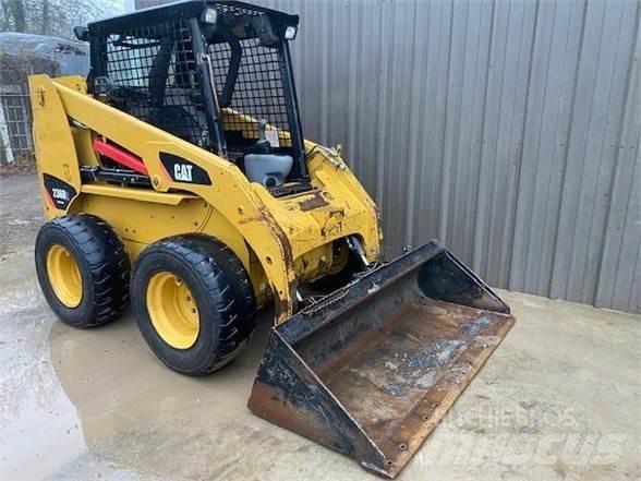 CAT 236B2 Mini incarcator