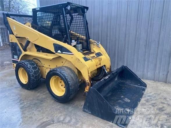 CAT 262 Mini incarcator