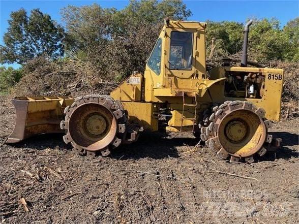 CAT 815B Compactoare monocilindrice