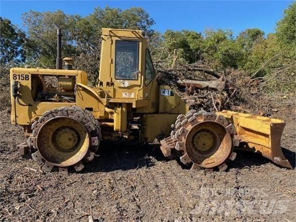 CAT 815B Compactoare monocilindrice