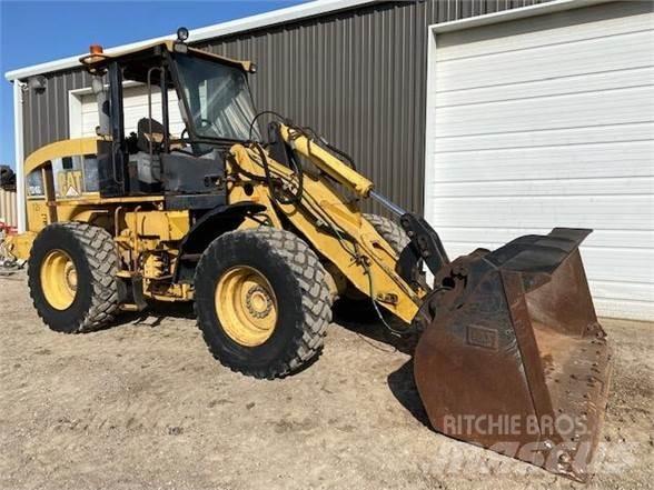 CAT 924G Incarcator pe pneuri