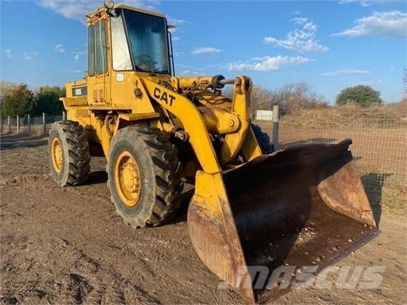CAT 926 Incarcator pe pneuri