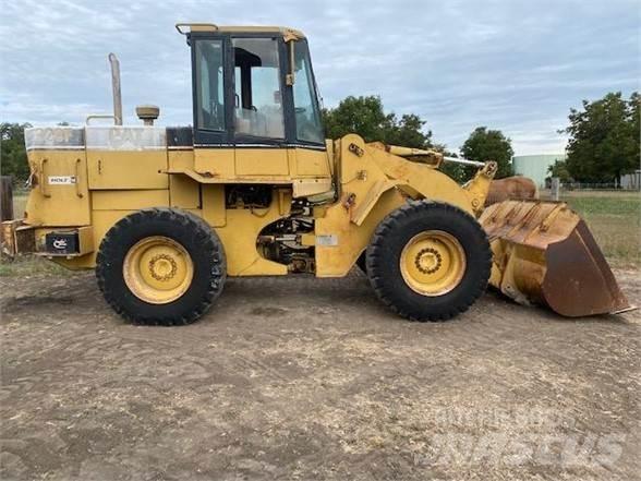 CAT 928F Incarcator pe pneuri