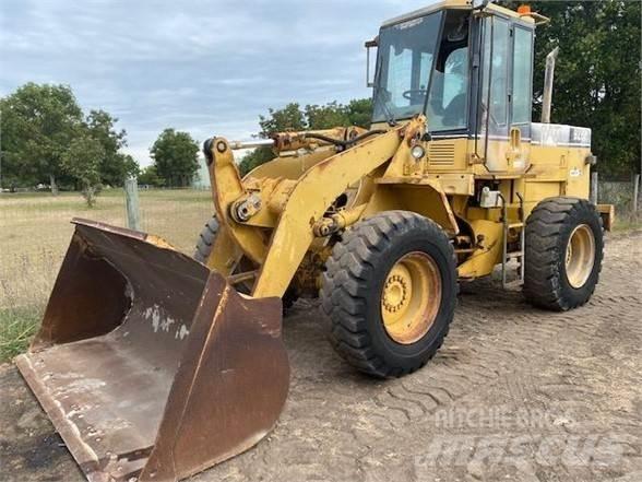 CAT 928F Incarcator pe pneuri