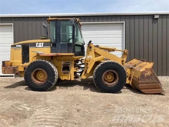 CAT 938G Incarcator pe pneuri