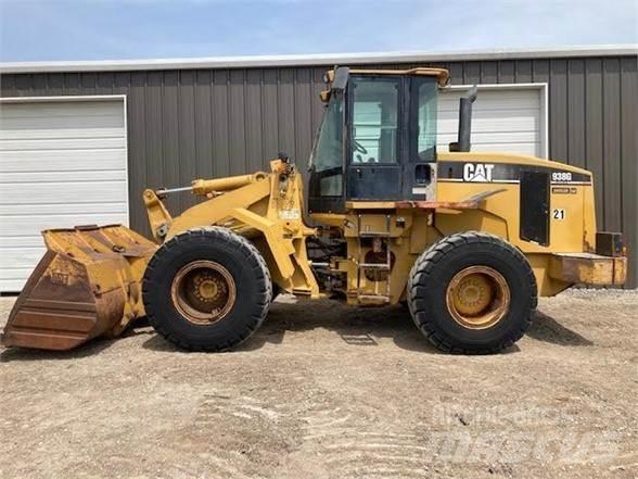 CAT 938G Incarcator pe pneuri