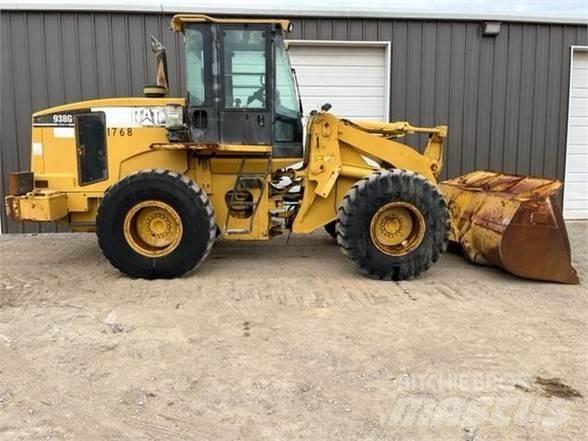 CAT 938G Incarcator pe pneuri