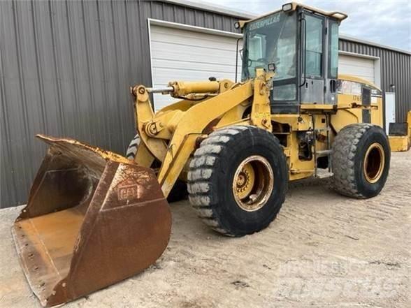 CAT 938G Incarcator pe pneuri