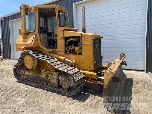 CAT D4H Buldozere pe senile