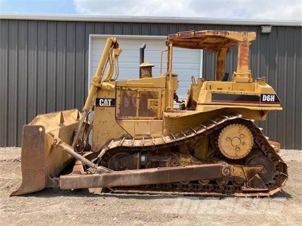 CAT D6H Buldozere pe senile