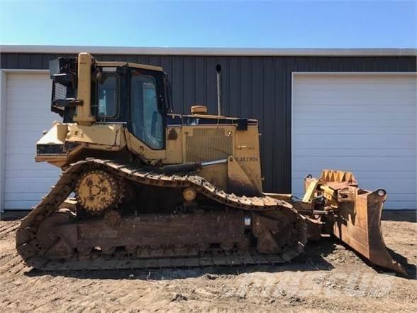 CAT D6M LGP Buldozere pe senile