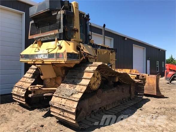 CAT D6M LGP Buldozere pe senile