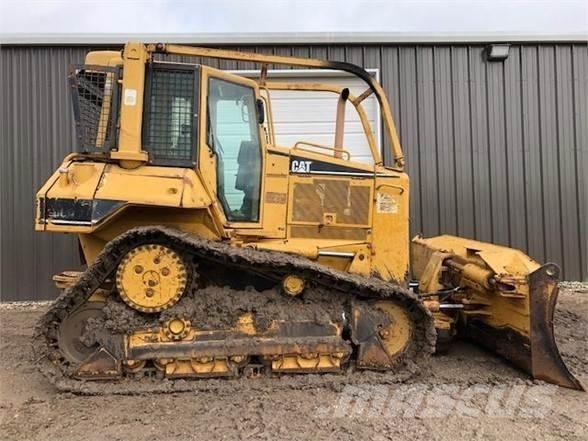 CAT D6N XL Buldozere pe senile