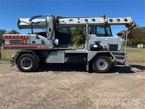 Gradall XL3100 Excavatoare cu roti