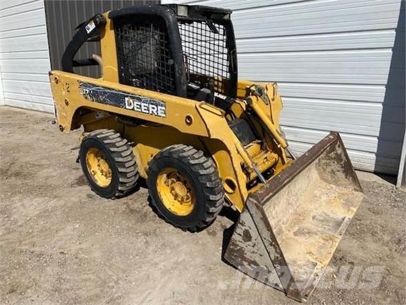 John Deere 317 Mini incarcator
