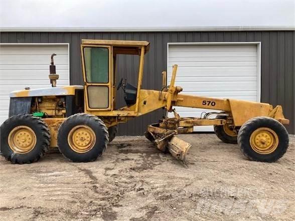 John Deere 570 Gredere