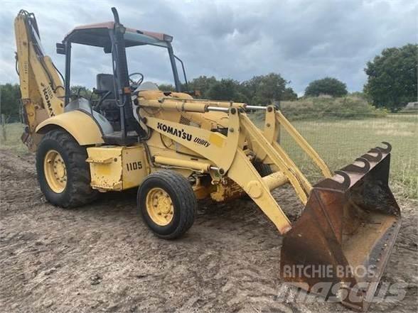 Komatsu WB140 Buldoexcavatoare