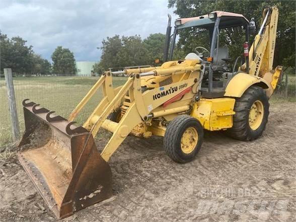 Komatsu WB140 Buldoexcavatoare