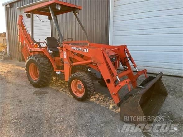 Kubota L35 Buldoexcavatoare