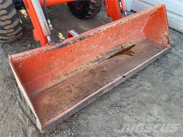 Kubota MX5000 Tractoare