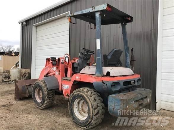 Kubota R420 Incarcator pe pneuri