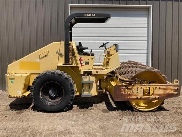 Sakai SV410 Compactoare monocilindrice