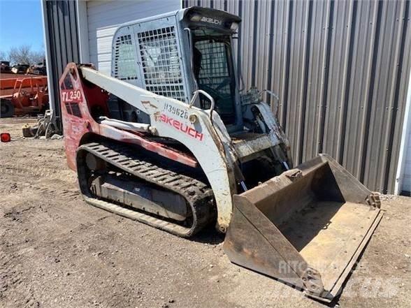 Takeuchi TL250 Mini incarcator
