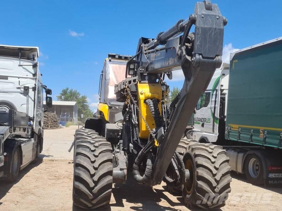 Ponsse Fox Combine forestiere