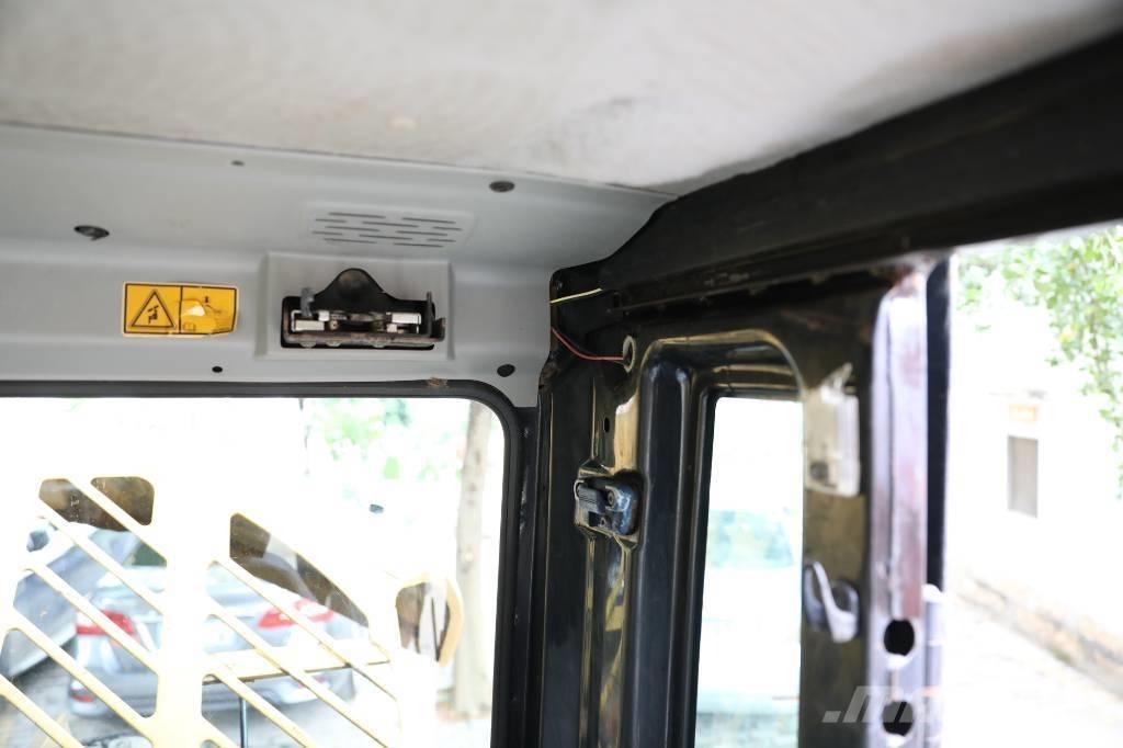 CAT 307 D Excavatoare pe șenile
