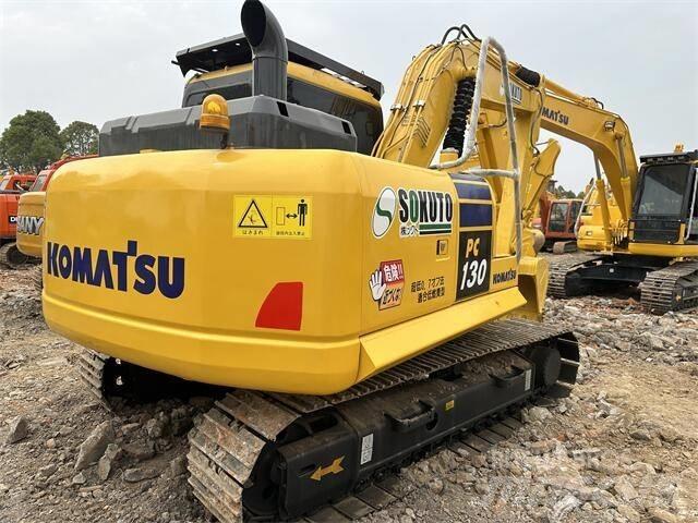 Komatsu PC130 Excavatoare pe șenile
