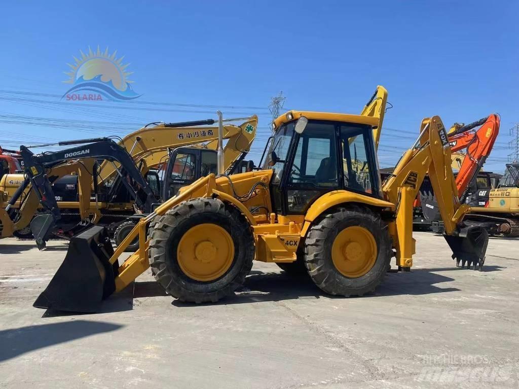 JCB 4 CX Buldoexcavatoare