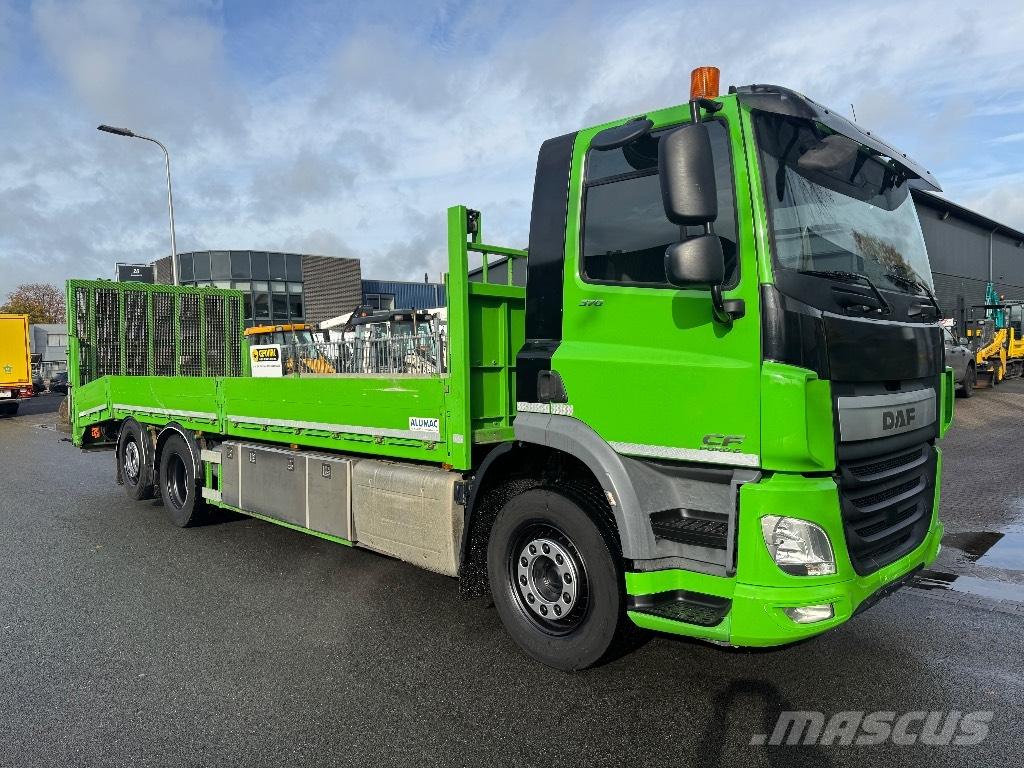 DAF CF 370 Transportatoare vehicule
