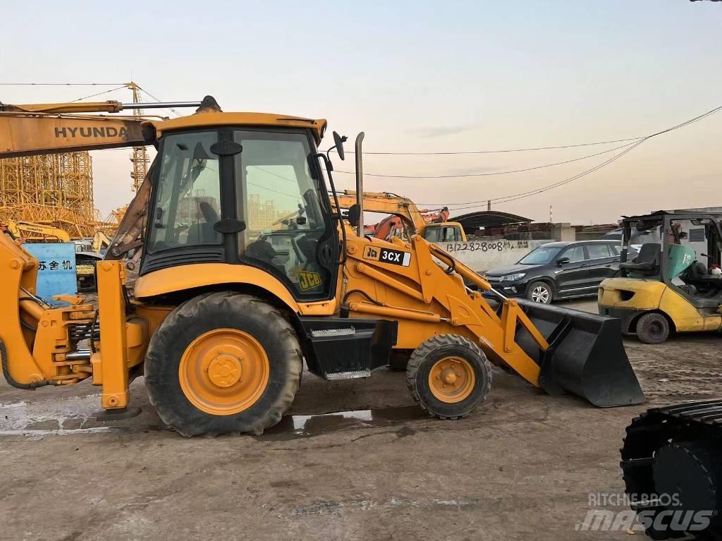 JCB 3CX Buldoexcavatoare