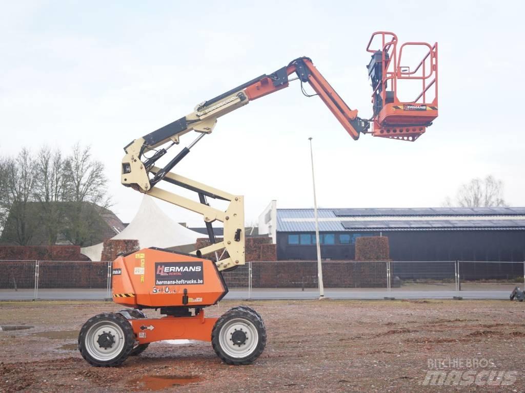 JLG 340 AJ Nacele cu brat articulat