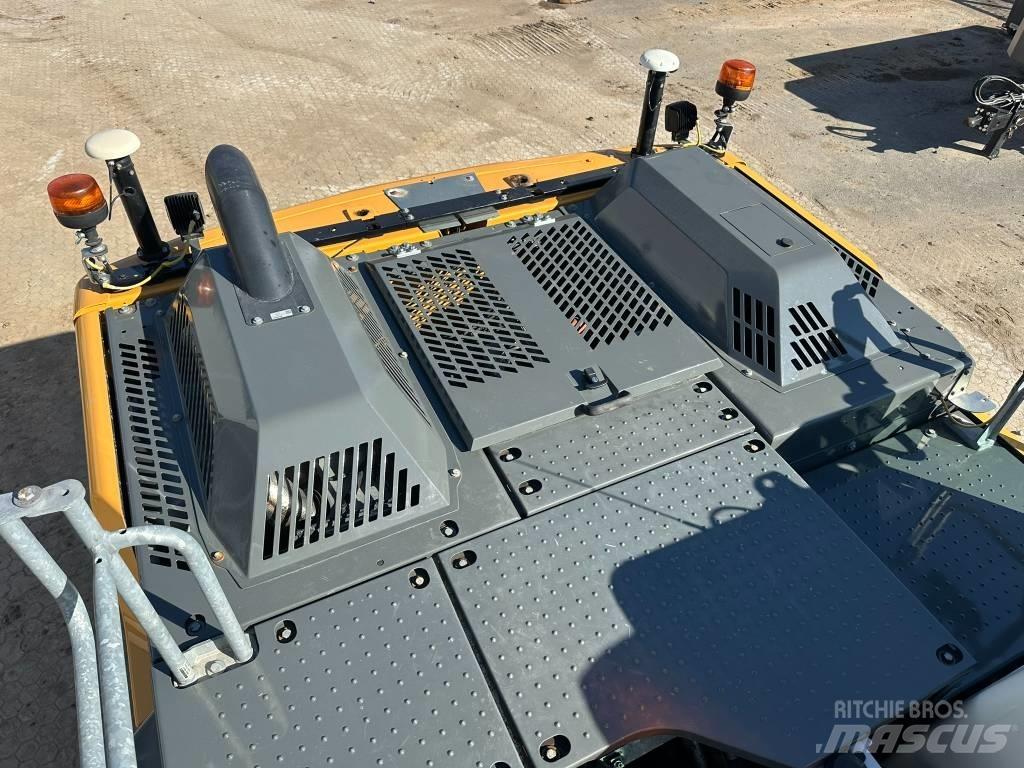 Liebherr R 922 G8 Excavatoare pe șenile
