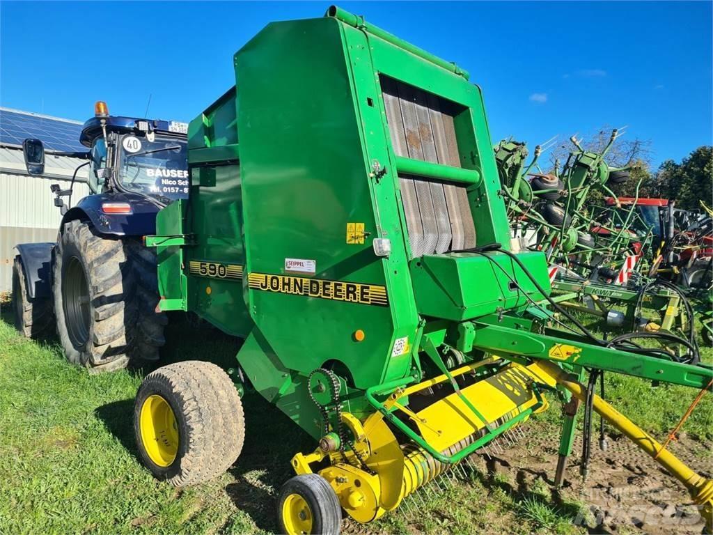John Deere 590 Masina de balotat cilindric
