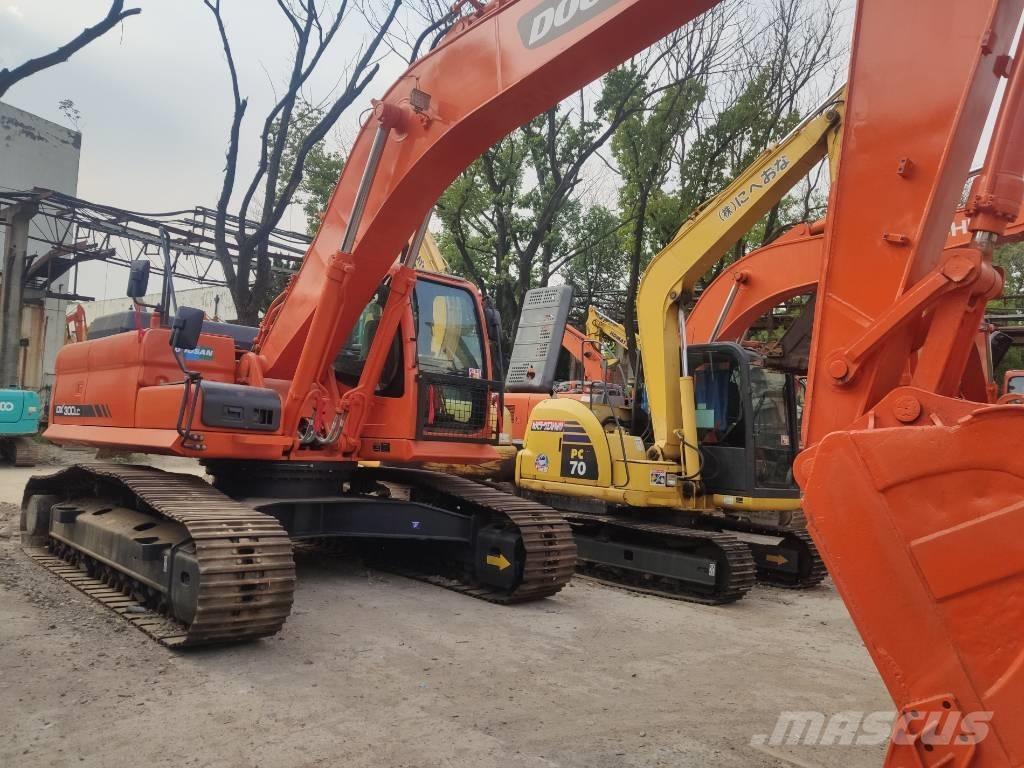 Doosan dx300 Excavatoare pe șenile

