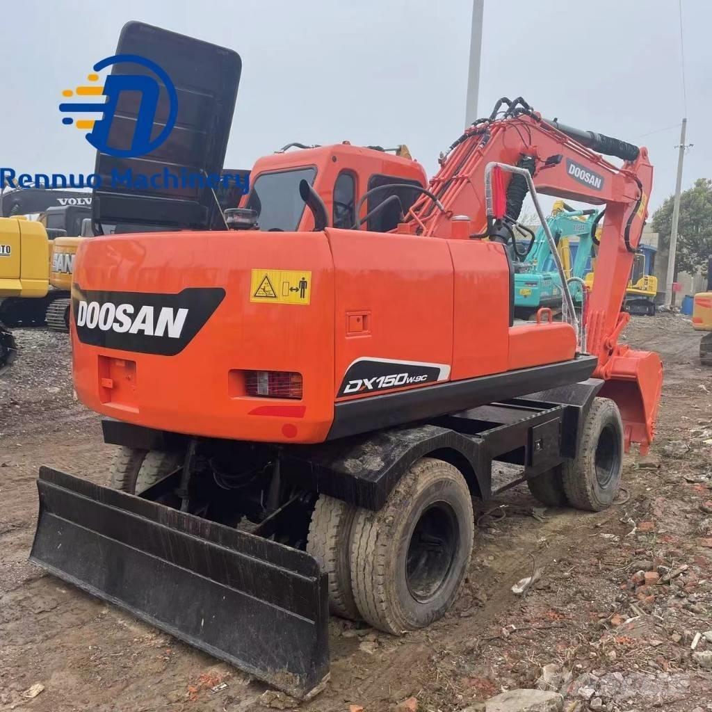 Doosan DX150W-7 Excavatoare cu roti